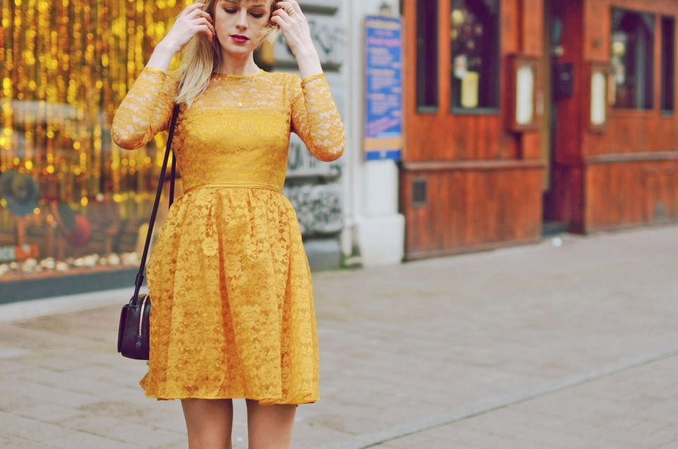 close up, yellow lace dress, necklace
