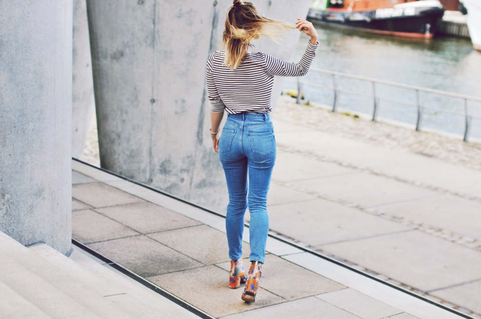 high-waist-jeans-1