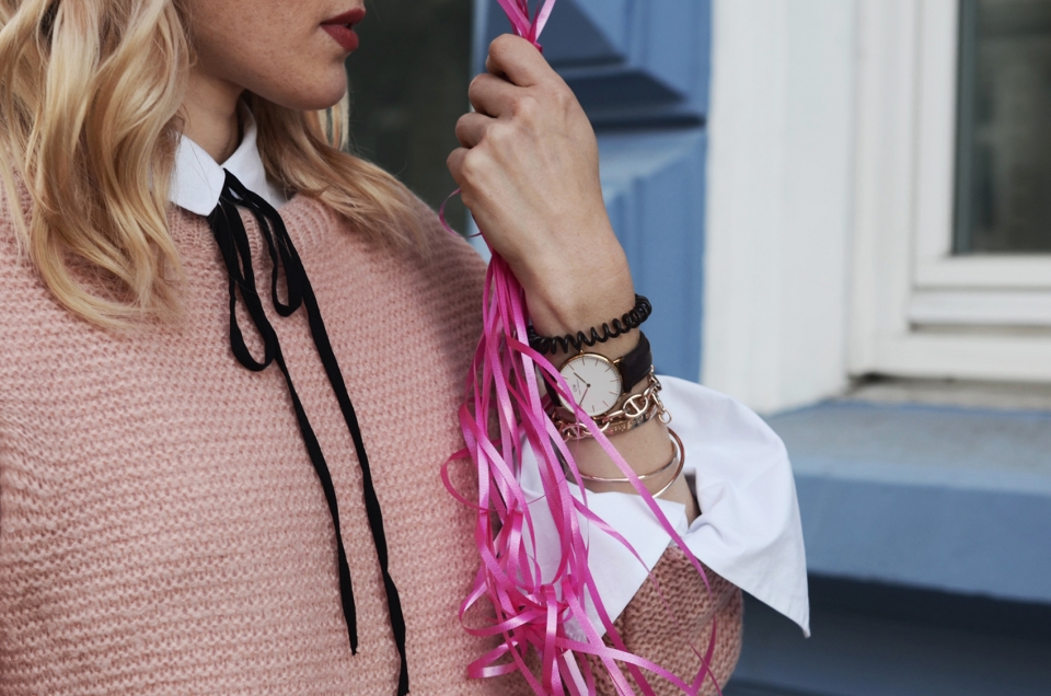 jewelry, watch, knitted sweater, blouse with a ribbon