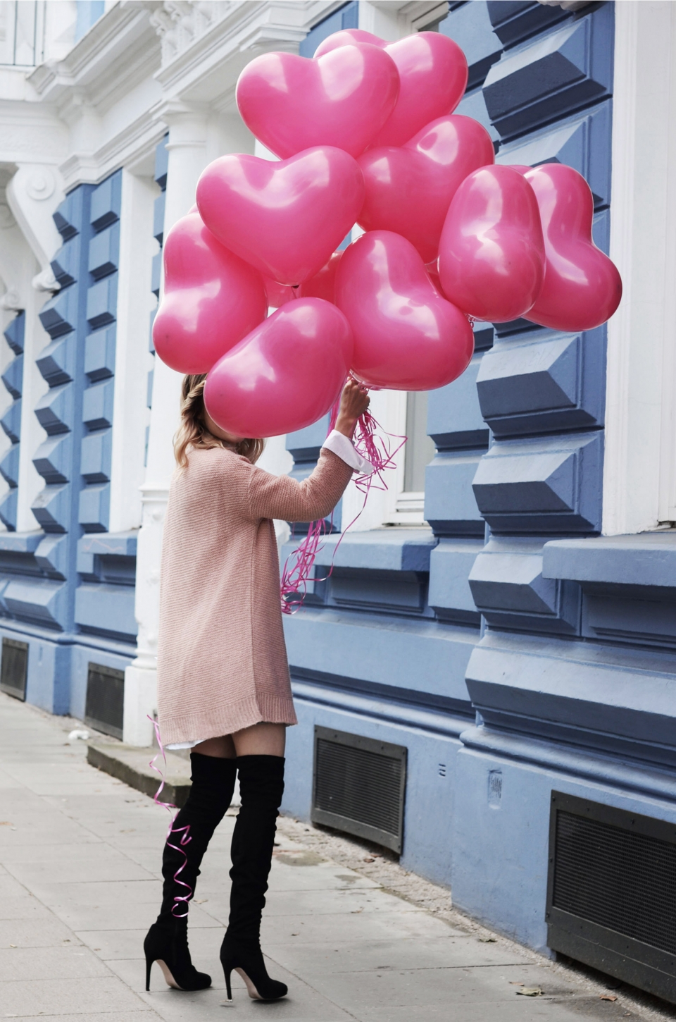 long sweater, long white blouse, black overknees, pink balloons